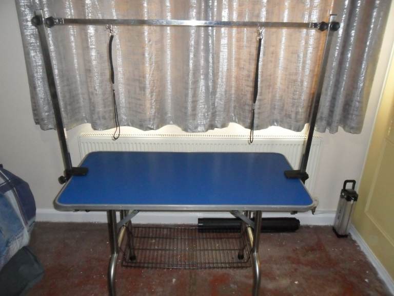 Folding Dog Grooming Table 110 cms with adjustable support loops