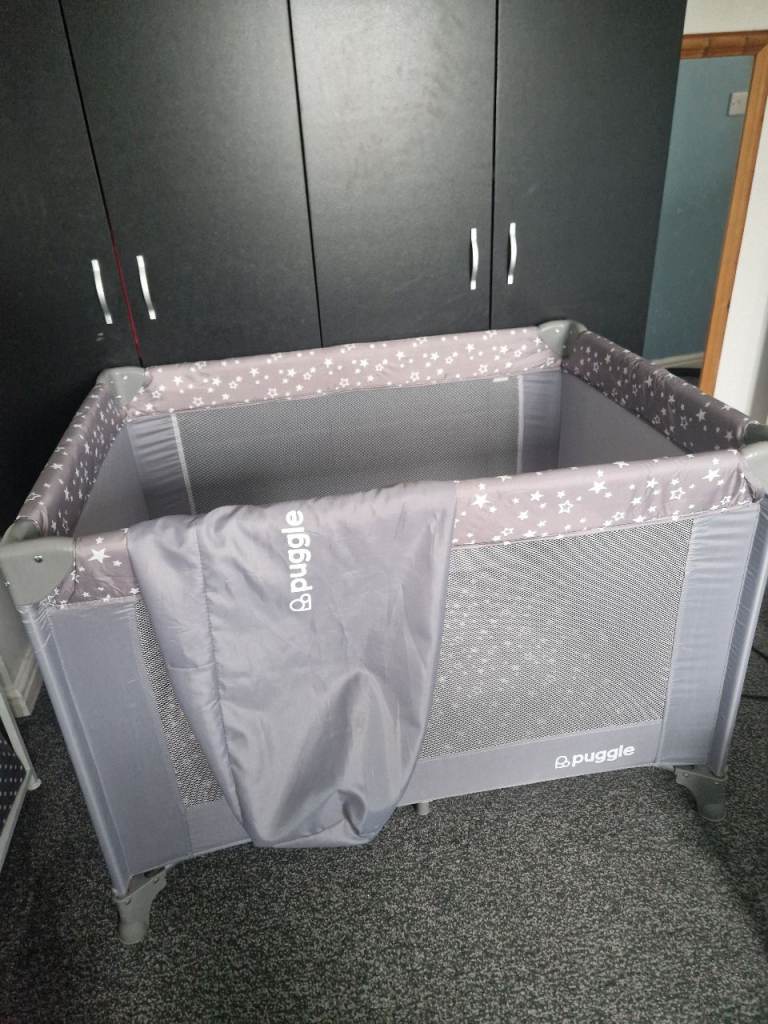 Puggle Travel Cot