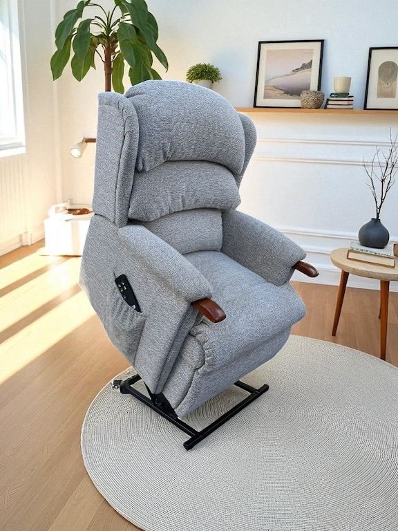 HSL AYSGARTH PETITE RISER RECLINER CHAIR, DUAL MOTOR