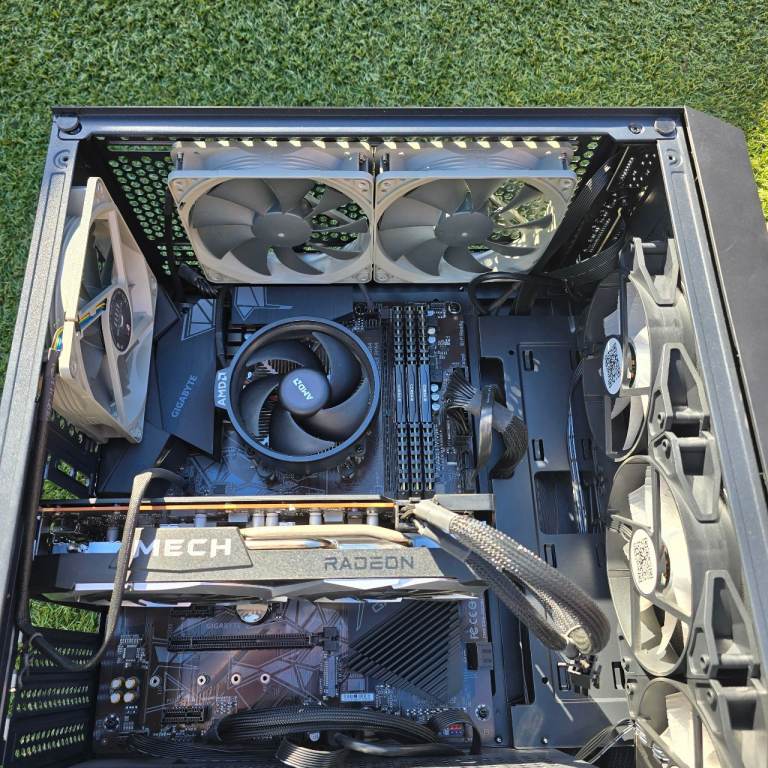 Gaming PC - Ryzen 5 5600x, RX6600, 32 GB RAM | in Chesterfield ...