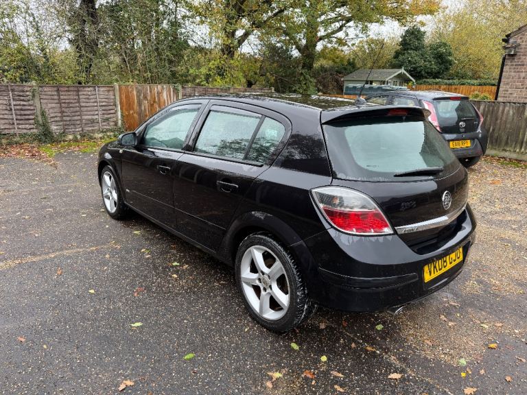 Vauxhall, ASTRA, Hatchback, 2008, Manual, 1910 (cc), 5 doors