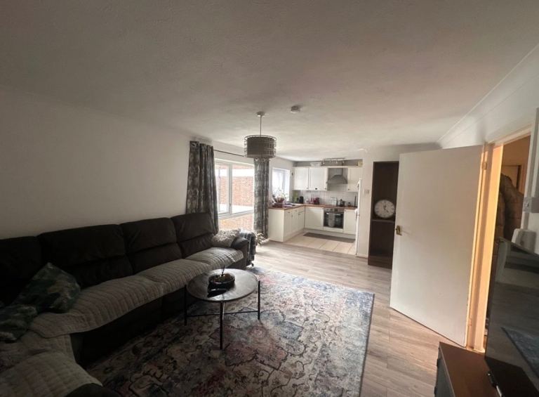 Two Bedroom Apartment for Rent - Sheridan Court, CR0