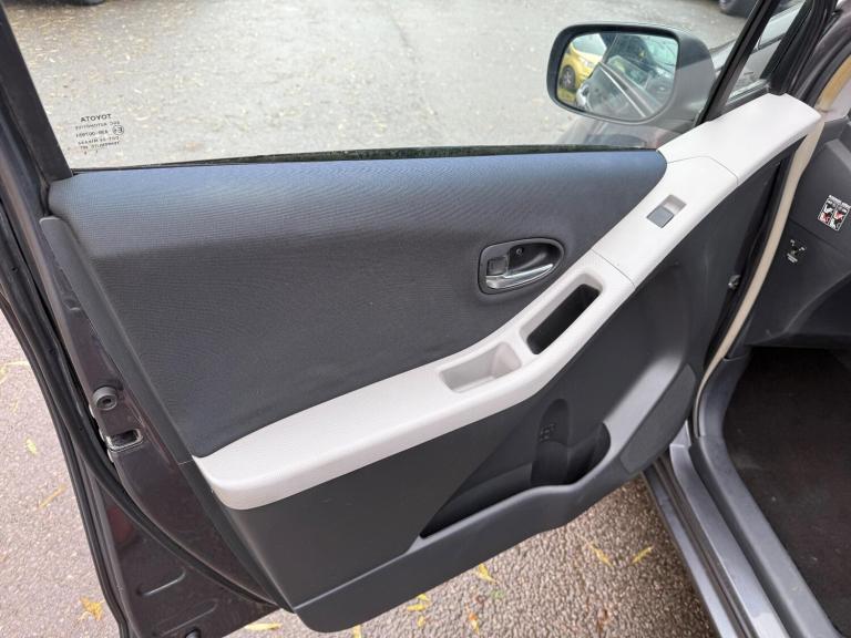 2010 Toyota Yaris 1.33 VVT-i TR 5dr [6] HATCHBACK PETROL Manual