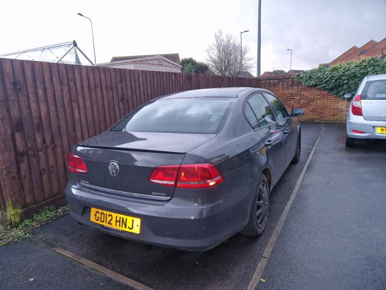 Volkswagen, PASSAT, Saloon, 2012, Manual, 1598 (cc), 4 doors