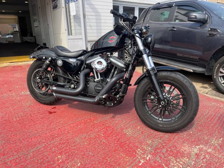 2019 Harley-Davidson SPORTSTER FORTY-EIGHT XL1200X Vivid Black (19MY) Custom Cruiser PETROL Manual