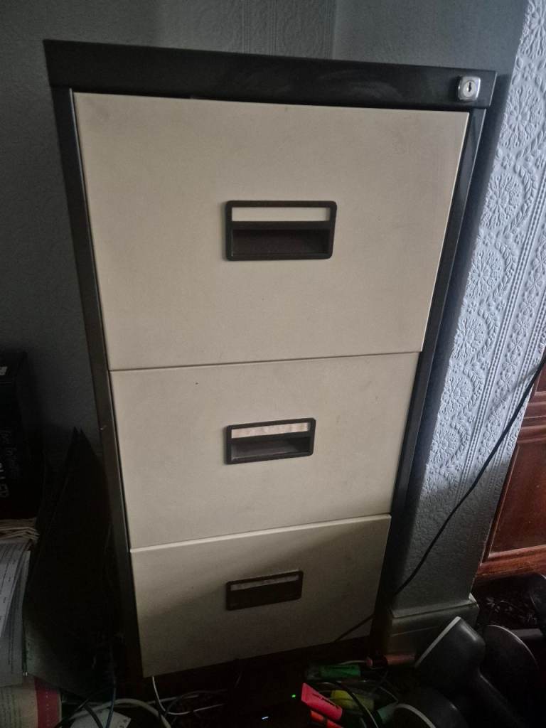 3-Drawer Metal Filing Cabinet – Beige & Grey, Good Condition