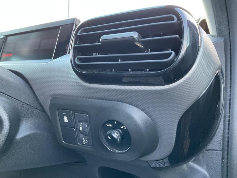 2017 Citroen C4 Cactus 1.2 PureTech Flair ETG5 Euro 6 (s/s) 5dr HATCHBACK Petrol Automatic