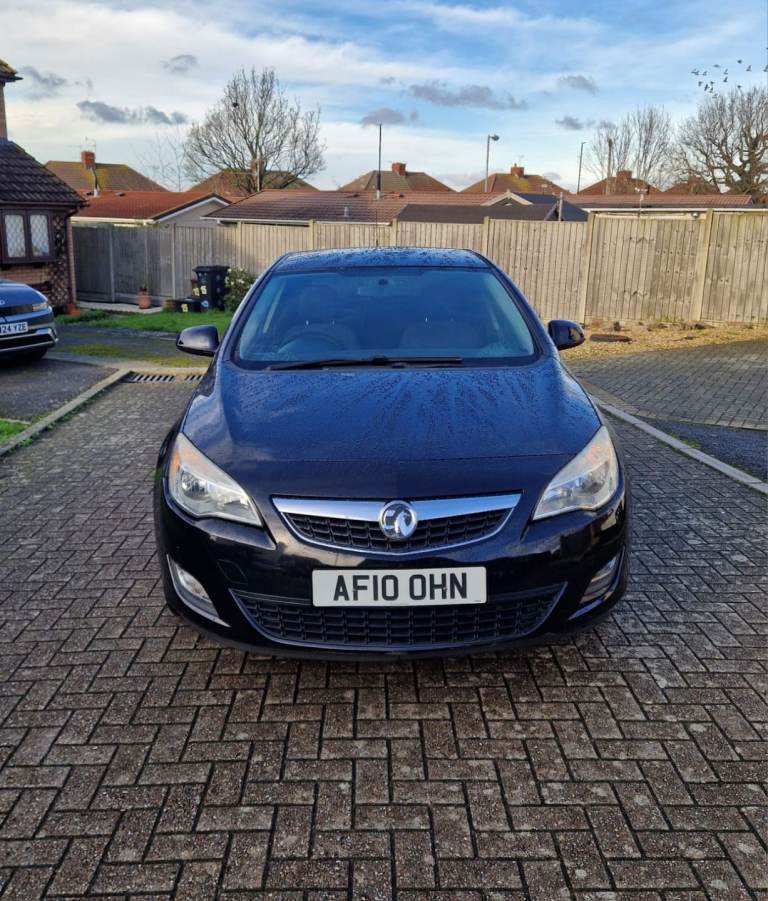 Vauxhall, ASTRA, Hatchback, 2010, Manual, 1598 (cc), 5 doors