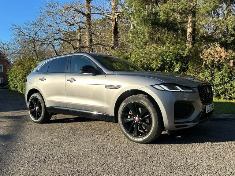 Jaguar F-Pace 2.0 D200 MHEV R-Dynamic Black Edition Auto