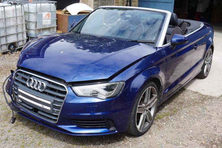 BREAKING AUDI A3 8V 1.8 TFSI AUTO CABRIO CONVERTIBLE SPORT 2014 FOR PARTS ONLY