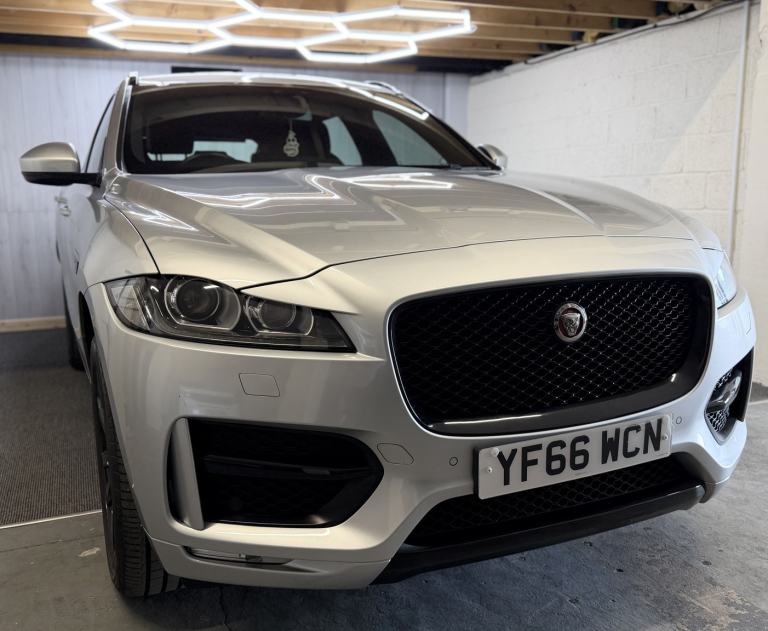 JAGUAR F-PACE 2.0 D180 R-Sport 2016