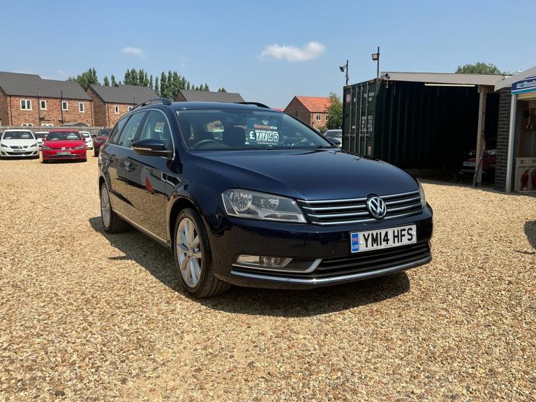 2014 Volkswagen Passat 2.0 TDI Bluemotion Tech Executive 5dr DSG ESTATE Diesel Automatic