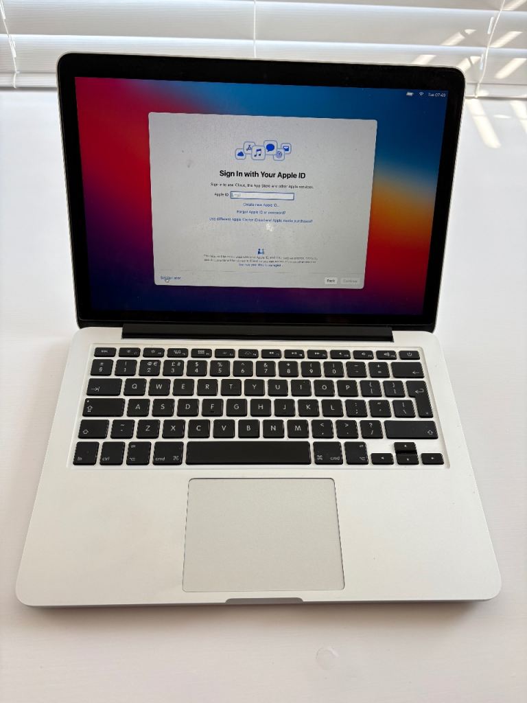 MacBook Pro Retina 13” A1502 Laptop