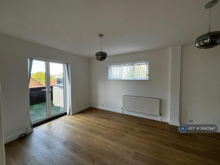 1 bedroom flat in Chesil Street, Winchester, SO23 (1 bed) (#3047347)