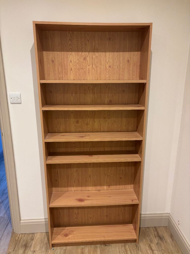 Wooden Bookcase with 6 Shelves – Good Condition