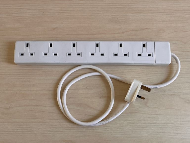 6 Socket 1m Extension Lead..
