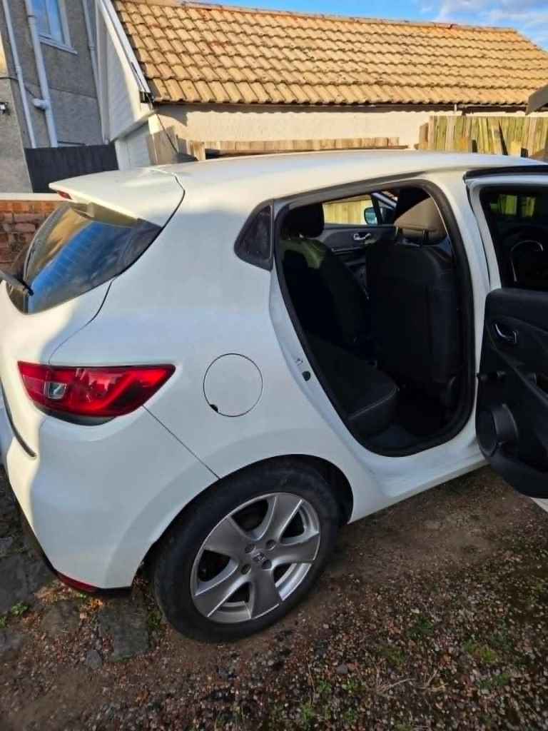 Renault, CLIO, Hatchback, 2014, Manual, 1149 (cc), 5 doors