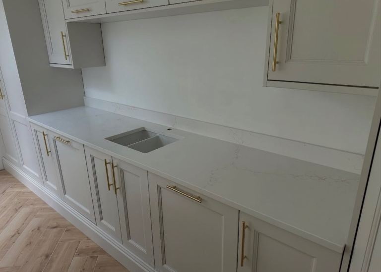 Quartz Kitchen Worktops – Supply & Fit – Manchester 