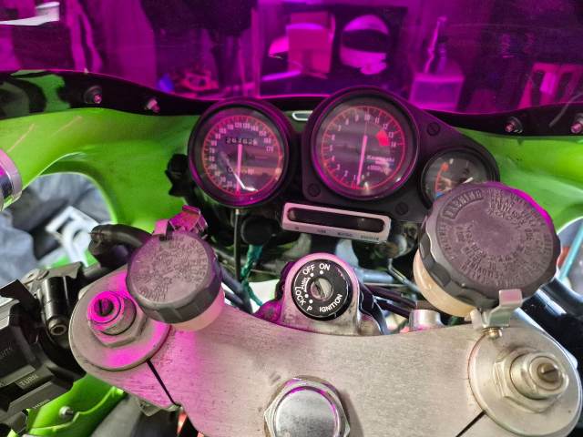 Kawasaki, ZXR, 1991, 749 (cc) | in Lesmahagow, South Lanarkshire
