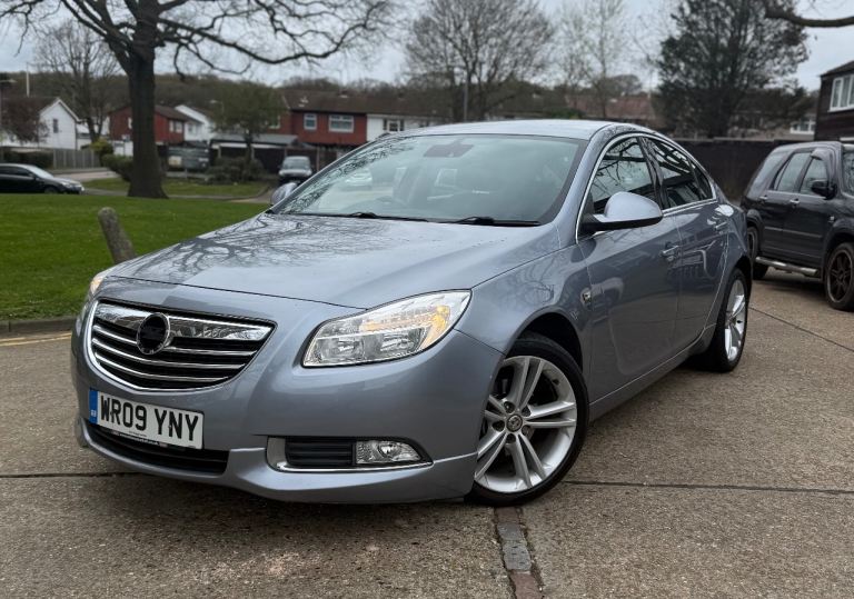 Vauxhall insignia 1.8 petrol ulez free