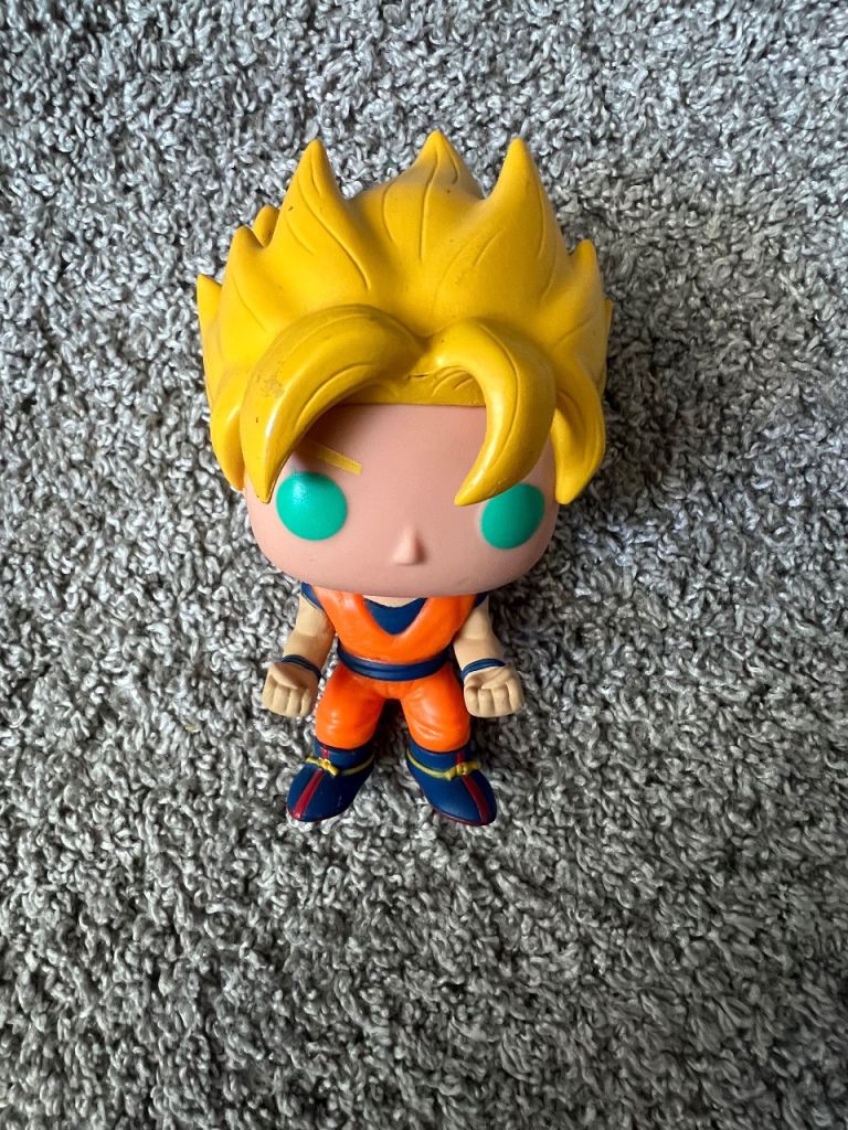 DBZ SS1 Goku Funko pop head 