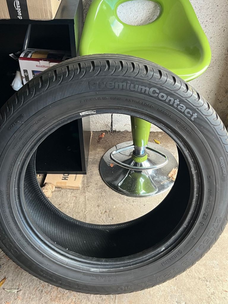 X2 Continental Premium Contact tyres 275/50/19 112W XL