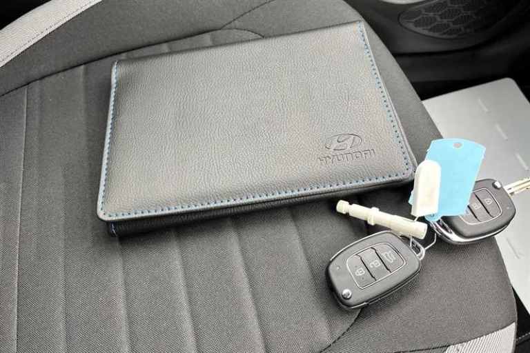 2025 Hyundai i10 1.2 Advance Hatchback 5dr Petrol Auto Euro 6 (s/s) (79 ps) Hatchback Petrol Auto...