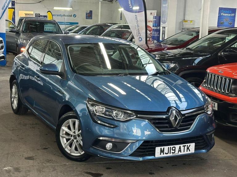 2019 Renault Megane 1.3 TCe Play Hatchback 5dr Petrol Manual Euro 6 (s/s) (140 p