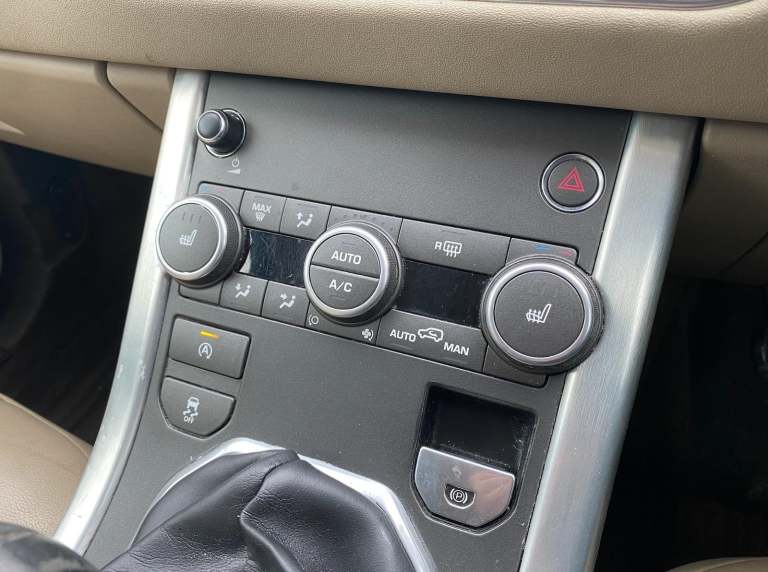 2016 16 REG LAND ROVER EVOQUE 2.0TDi DAMAGED REPAIRABLE SALVAGE