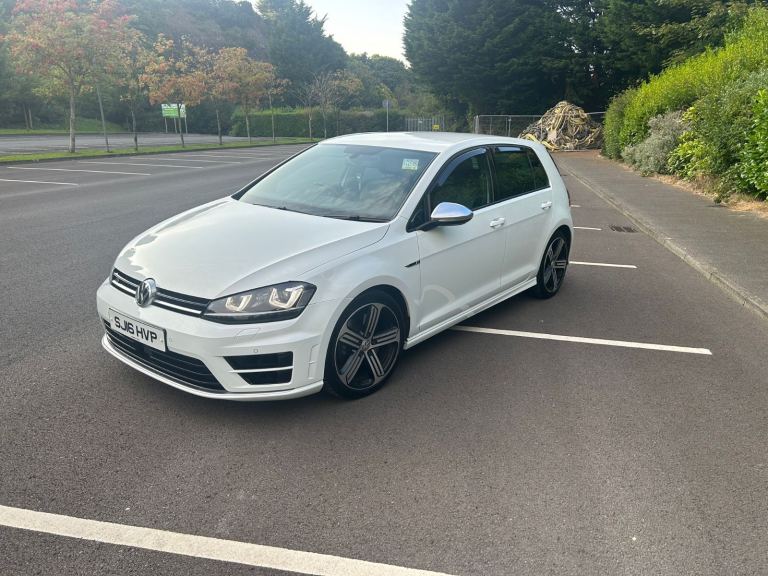 Golf R