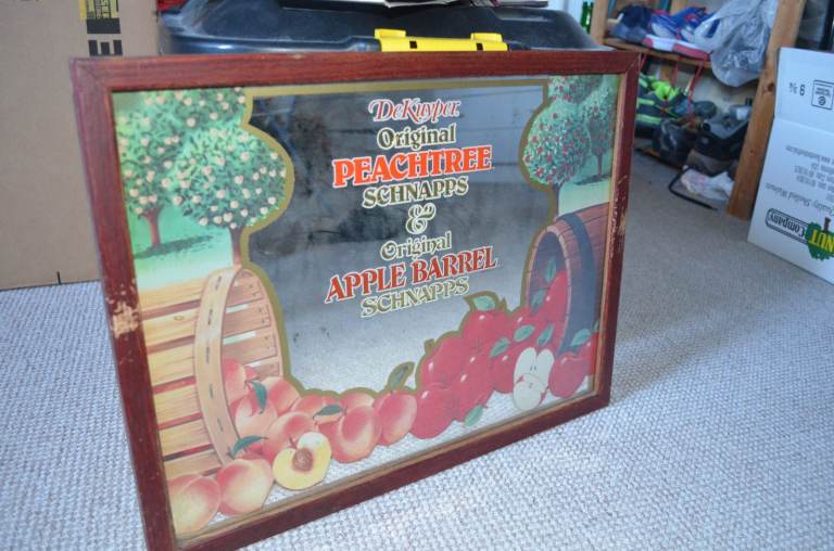  VINTAGE LIQUOR DEKUYPER PEACHTREE APPLE BARREL SCHNAPPS BAR ADVERTISING MIRROR 