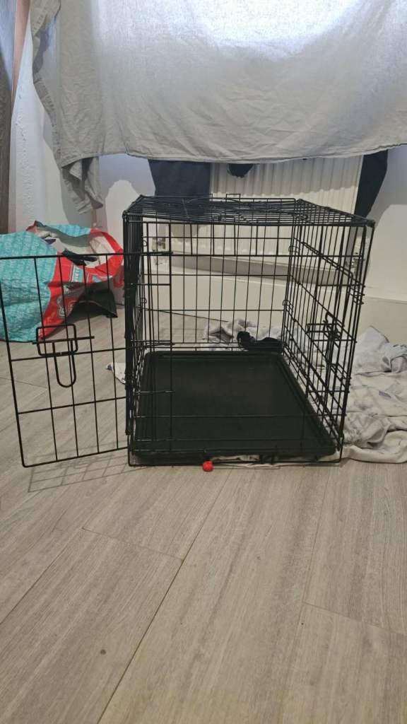 Medium dog cage