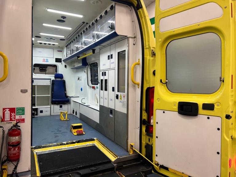 2017 Fiat Ducato 42 MAXI 3.0 MULTIJET POWER 180PS AMBULANCE / CAMPER  NA Diesel Manual