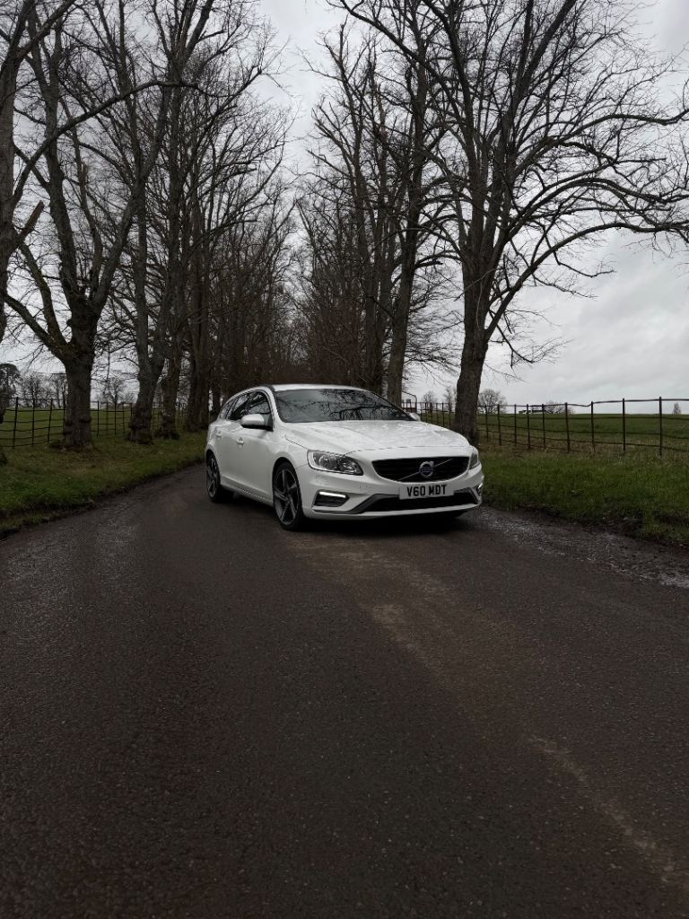 Volvo, V60, Estate, 2016, Manual, 1969 (cc), 5 doors