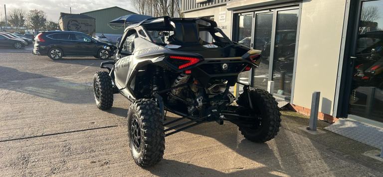 2025 Can-Am Maverick R X RS DCT – Ex-Demonstrator – £46,995 – Only 340 Miles