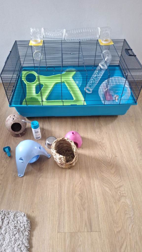Hamster cage