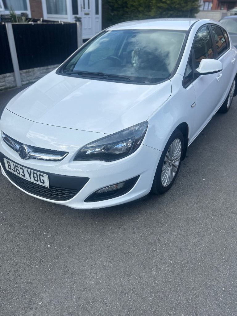 Vauxhall ASTRA J 