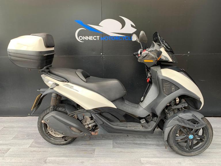 PIAGGIO MP3 300 LT YOURBAN PROJECT SCOOTER 2018 HPI CLEAR