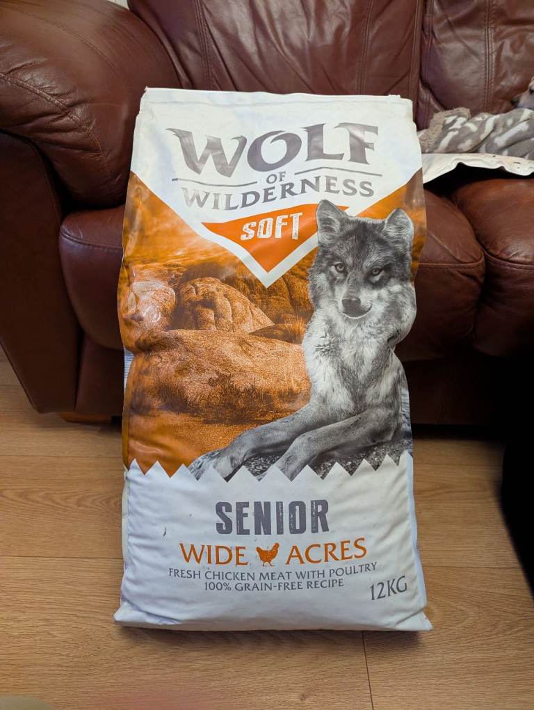 Wolf of Wilderness - Soft Senior Dog Kibble. Grain-free chicken 12KG. 