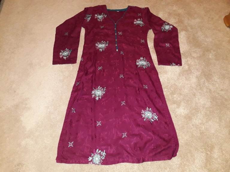 Purple Coloured Ladies Salwar Kameez Set with blue floral patterns (Small)