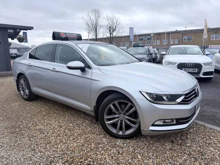 2017 Volkswagen Passat 2.0 TDI GT 4dr [Panoramic Roof] SALOON Diesel Manual
