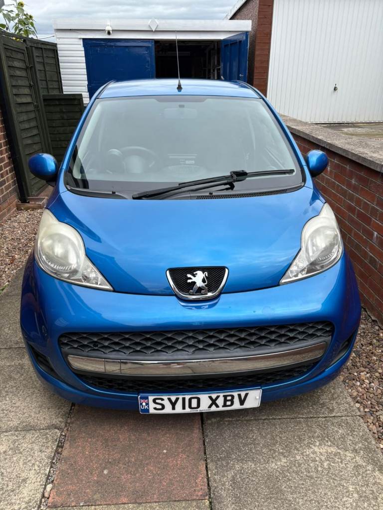 Peugeot 107 2010 plate