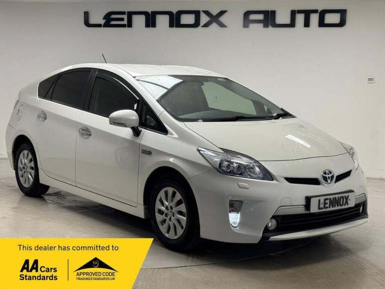 2015 Toyota Prius 1.8 VVTi Plug-in 5dr CVT Auto HATCHBACK PETROL/ELECTRIC Automatic