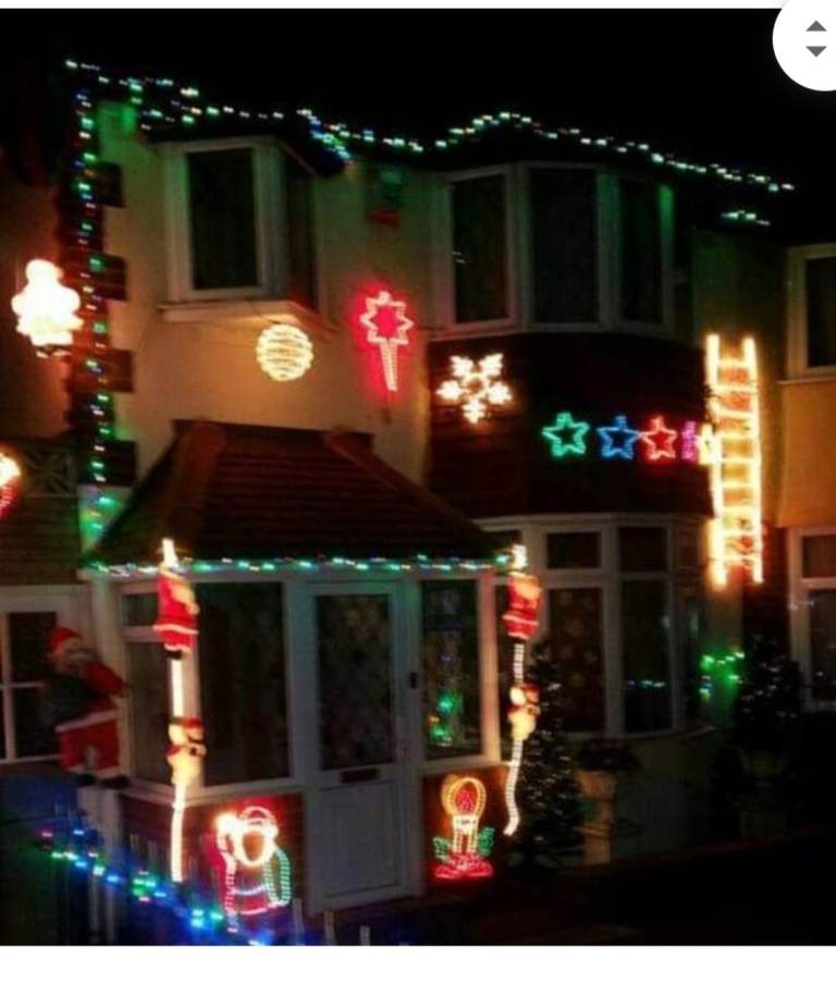 Assorted Christmas Outdoor Lights & Decorations – Multicoloured, Good Condition