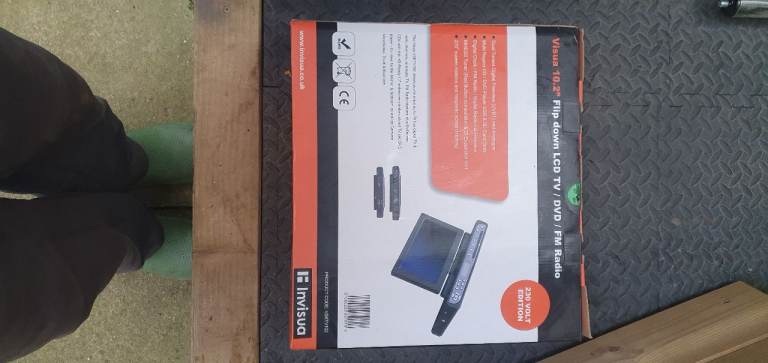  Invisuo 10.1" Flip-down LCD TV / DVD / FM Radio