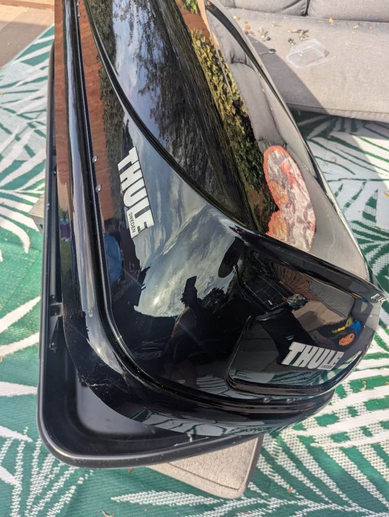 Thule ocean 600 roof box