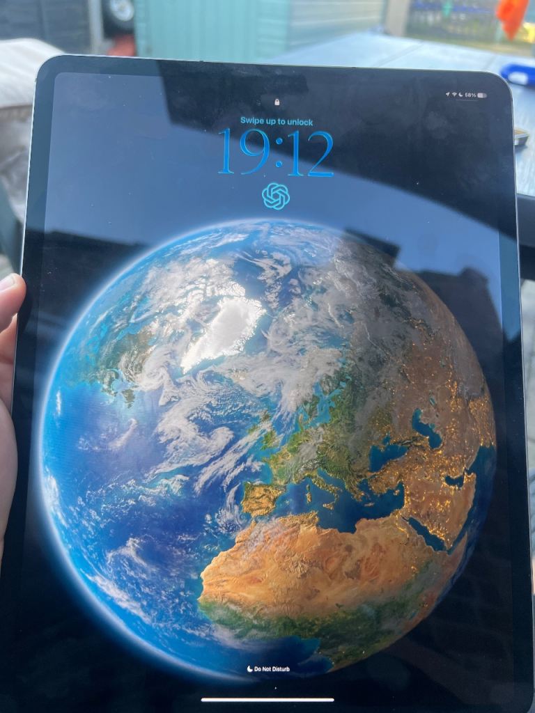 iPad Pro 12.9” 5th generation (2021) WiFi + Cellular