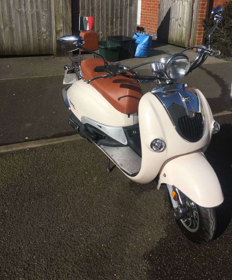 Other Motorbikes, GT, 2018, 125 (cc)