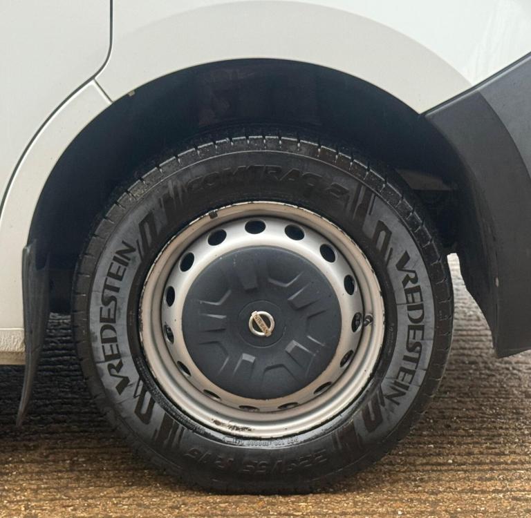 2017 Nissan NV400 2.3 dCi 33 SE FWD L2 H2 Euro 6 5dr Diesel