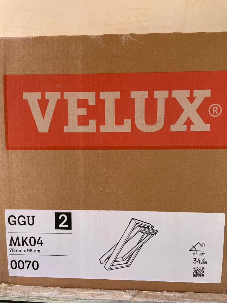 Velux GGU Maintenance Free Anthracite Grey (Outside) Window - 78cm x 98cm-Brand new With Flashing